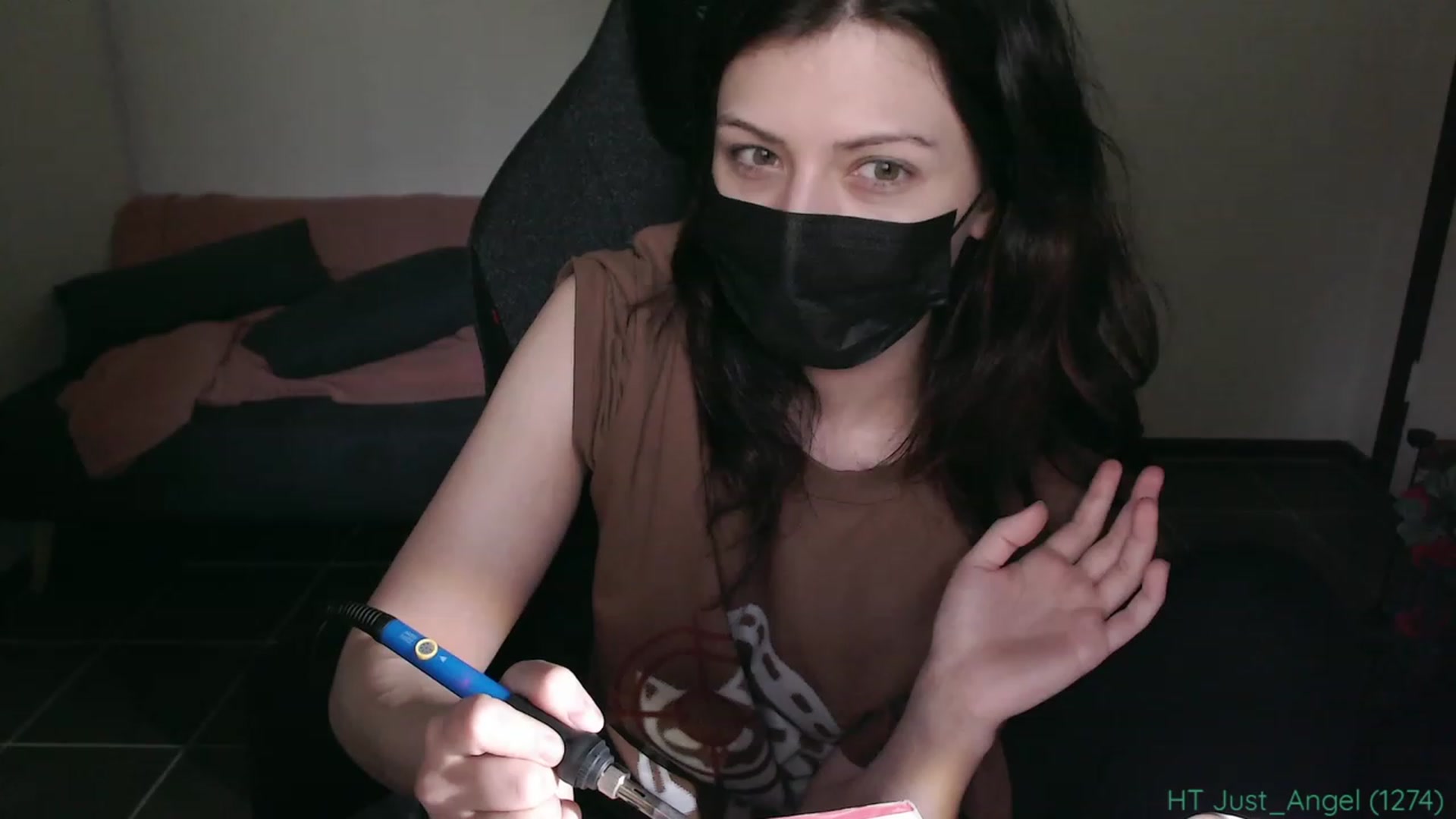 Gallery image thumbnail from RoomToAvoid's myfreecams stream on, 09/14/2023, 05:27 image 19 of 20