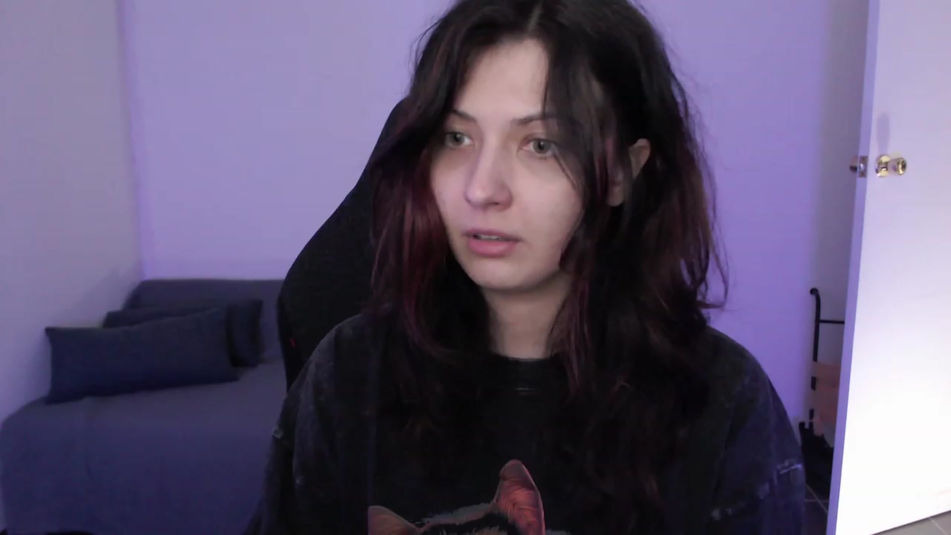 Gallery image thumbnail from RoomToAvoid's myfreecams stream on, 09/21/2023, 04:51 image 3 of 20