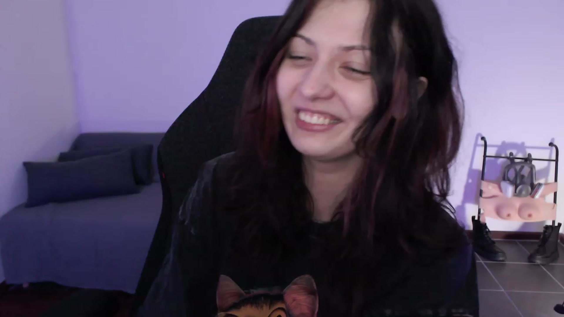 Gallery image thumbnail from RoomToAvoid's myfreecams stream on, 09/21/2023, 04:51 image 19 of 20