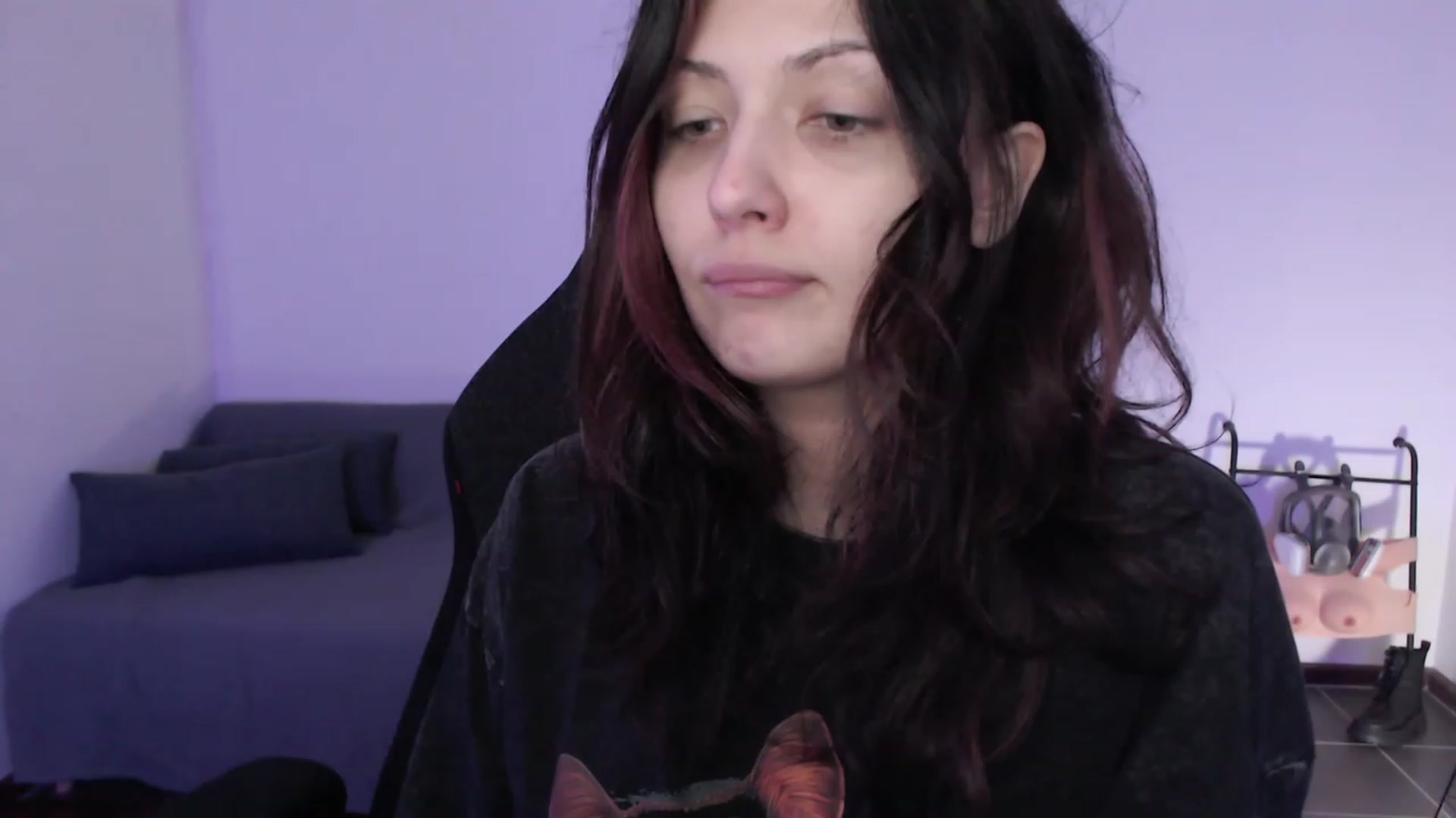Gallery image thumbnail from RoomToAvoid's myfreecams stream on, 09/21/2023, 04:51 image 8 of 20