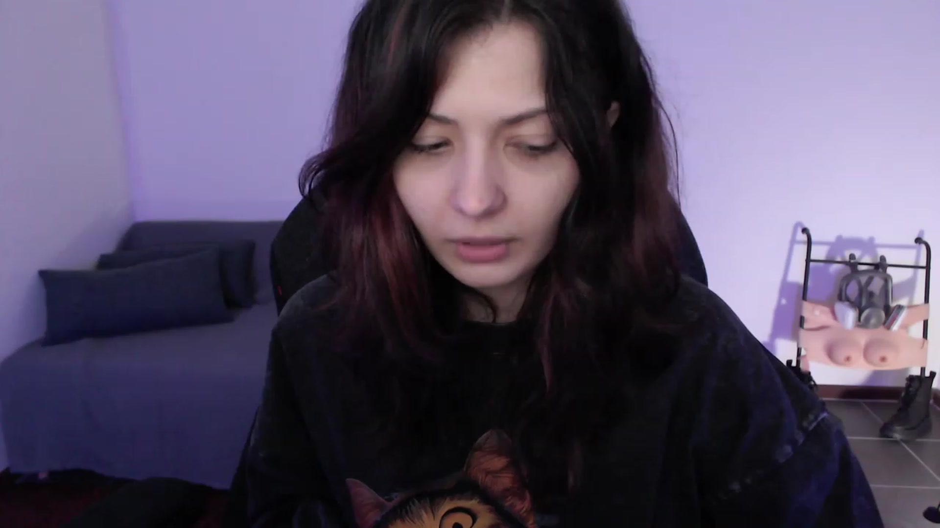 Gallery image thumbnail from RoomToAvoid's myfreecams stream on, 09/21/2023, 04:51 image 13 of 20