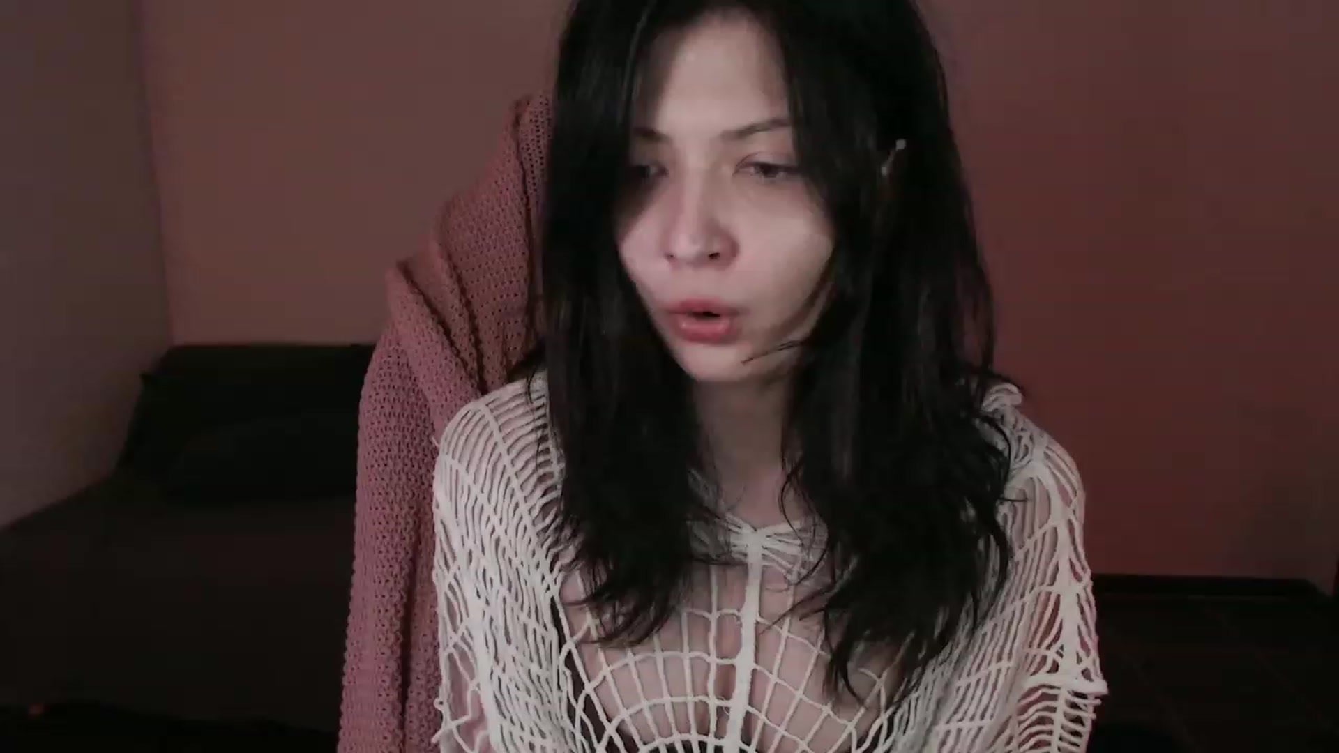 Gallery image thumbnail from RoomToAvoid's myfreecams stream on, 09/24/2023, 02:58 image 5 of 20