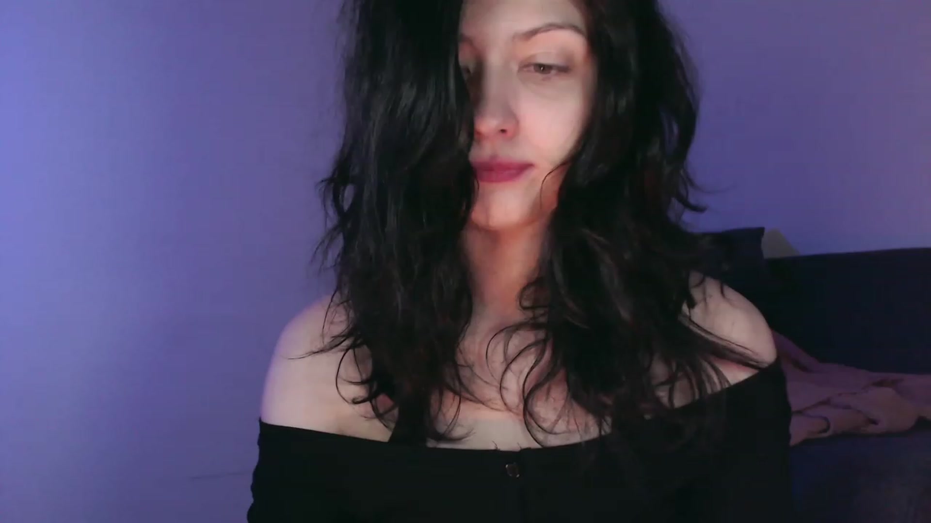 Gallery image thumbnail from RoomToAvoid's myfreecams stream on, 09/28/2023, 02:33 image 12 of 20