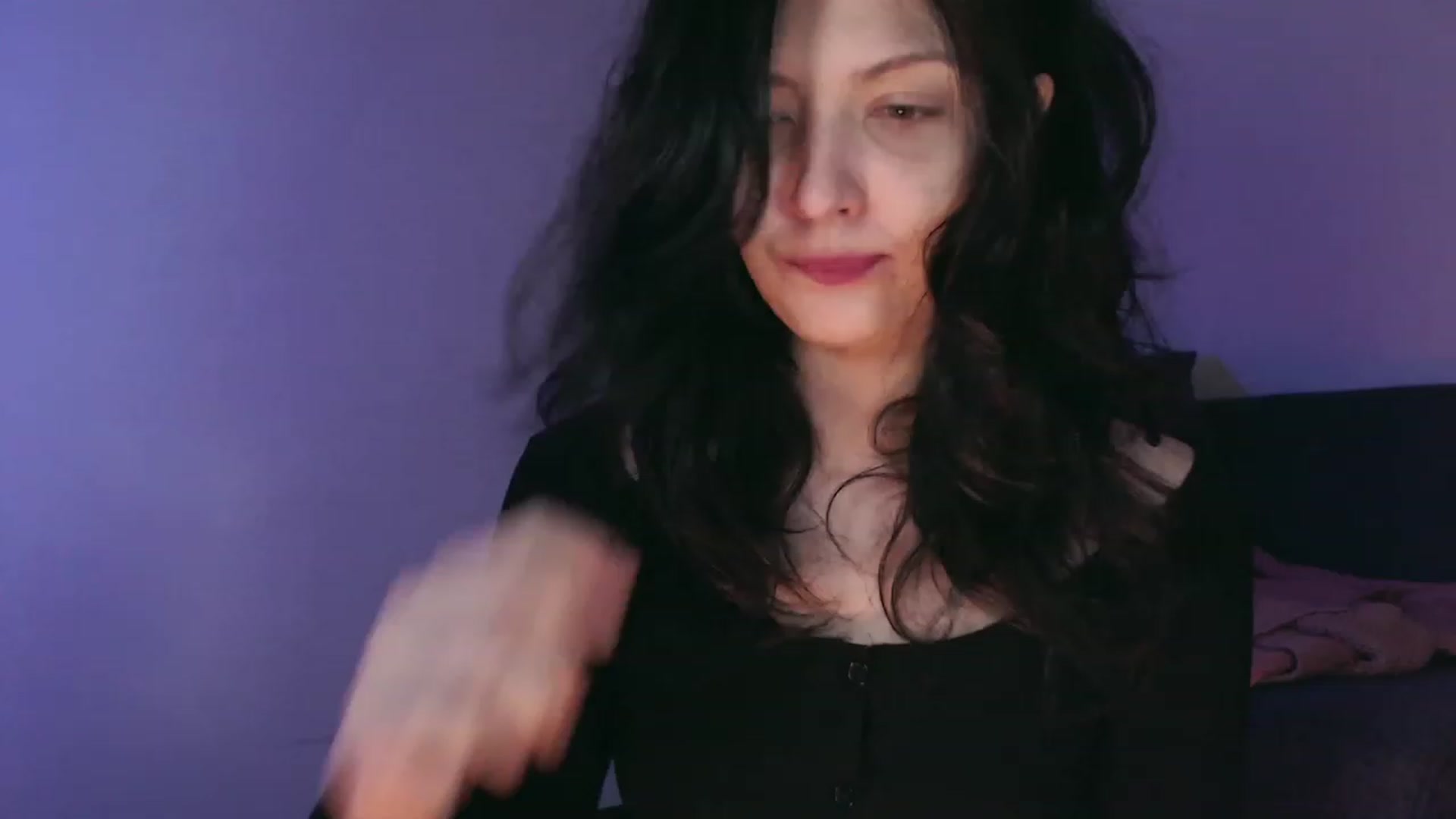 Gallery image thumbnail from RoomToAvoid's myfreecams stream on, 09/28/2023, 02:33 image 3 of 20