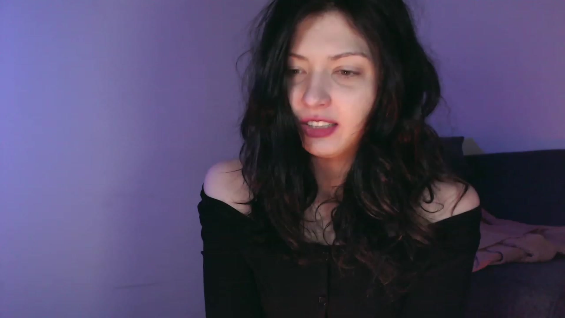 Gallery image thumbnail from RoomToAvoid's myfreecams stream on, 09/28/2023, 02:33 image 4 of 20