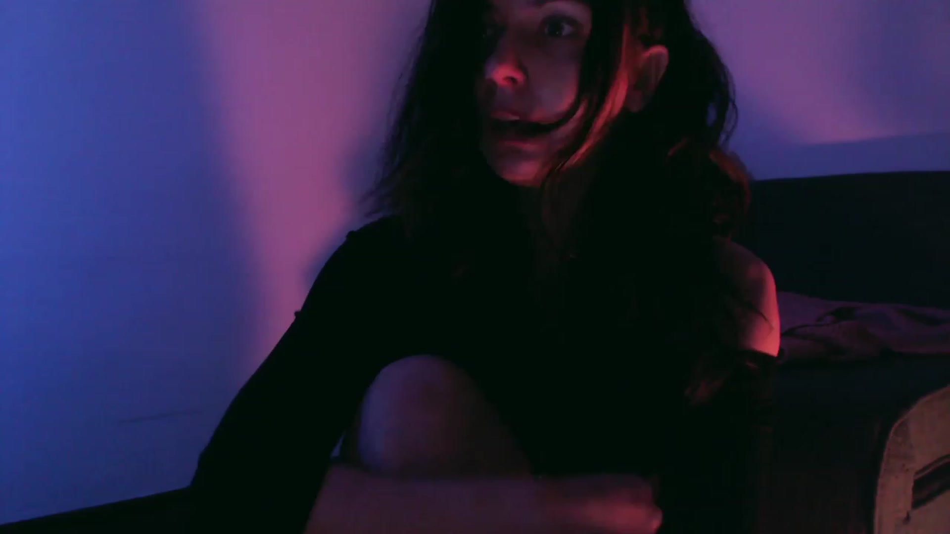 Gallery image thumbnail from RoomToAvoid's myfreecams stream on, 09/28/2023, 05:47 image 19 of 20