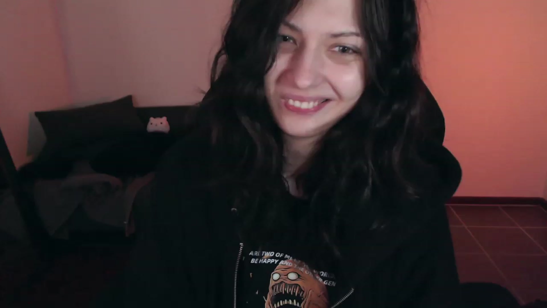 Gallery image thumbnail from RoomToAvoid's myfreecams stream on, 10/16/2023, 04:50 image 14 of 20