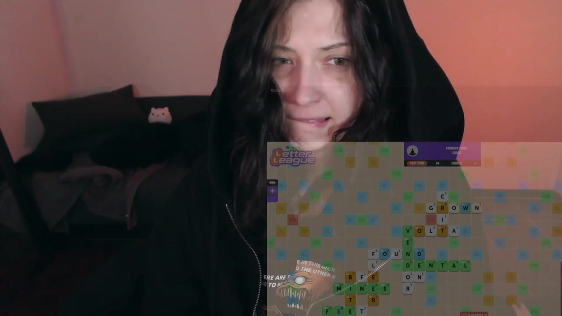 Gallery image thumbnail from RoomToAvoid's myfreecams stream on, 10/16/2023, 06:23 image 2 of 20