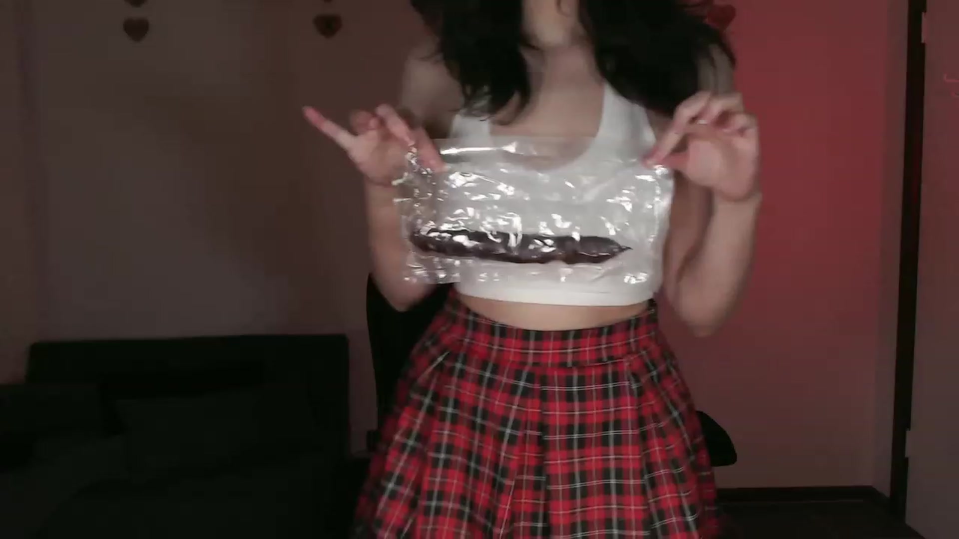 Gallery image thumbnail from RoomToAvoid's myfreecams stream on, 10/18/2023, 04:50 image 19 of 20