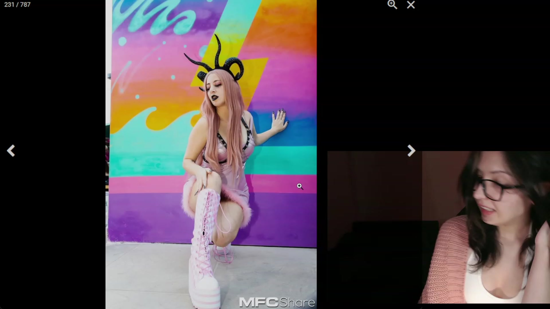 Gallery image thumbnail from RoomToAvoid's myfreecams stream on, 10/18/2023, 04:50 image 4 of 20