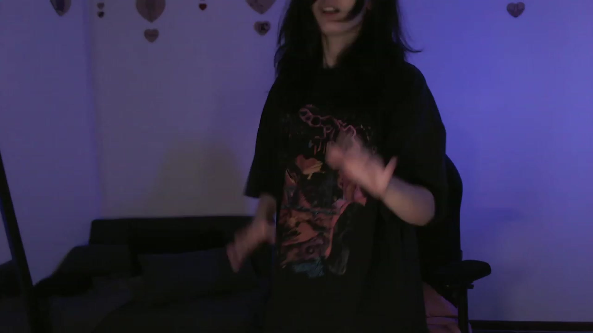 Gallery image thumbnail from RoomToAvoid's myfreecams stream on, 10/20/2023, 01:45 image 8 of 20