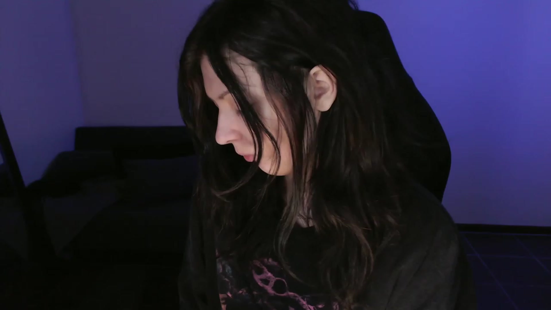 Gallery image thumbnail from RoomToAvoid's myfreecams stream on, 10/20/2023, 01:45 image 5 of 20