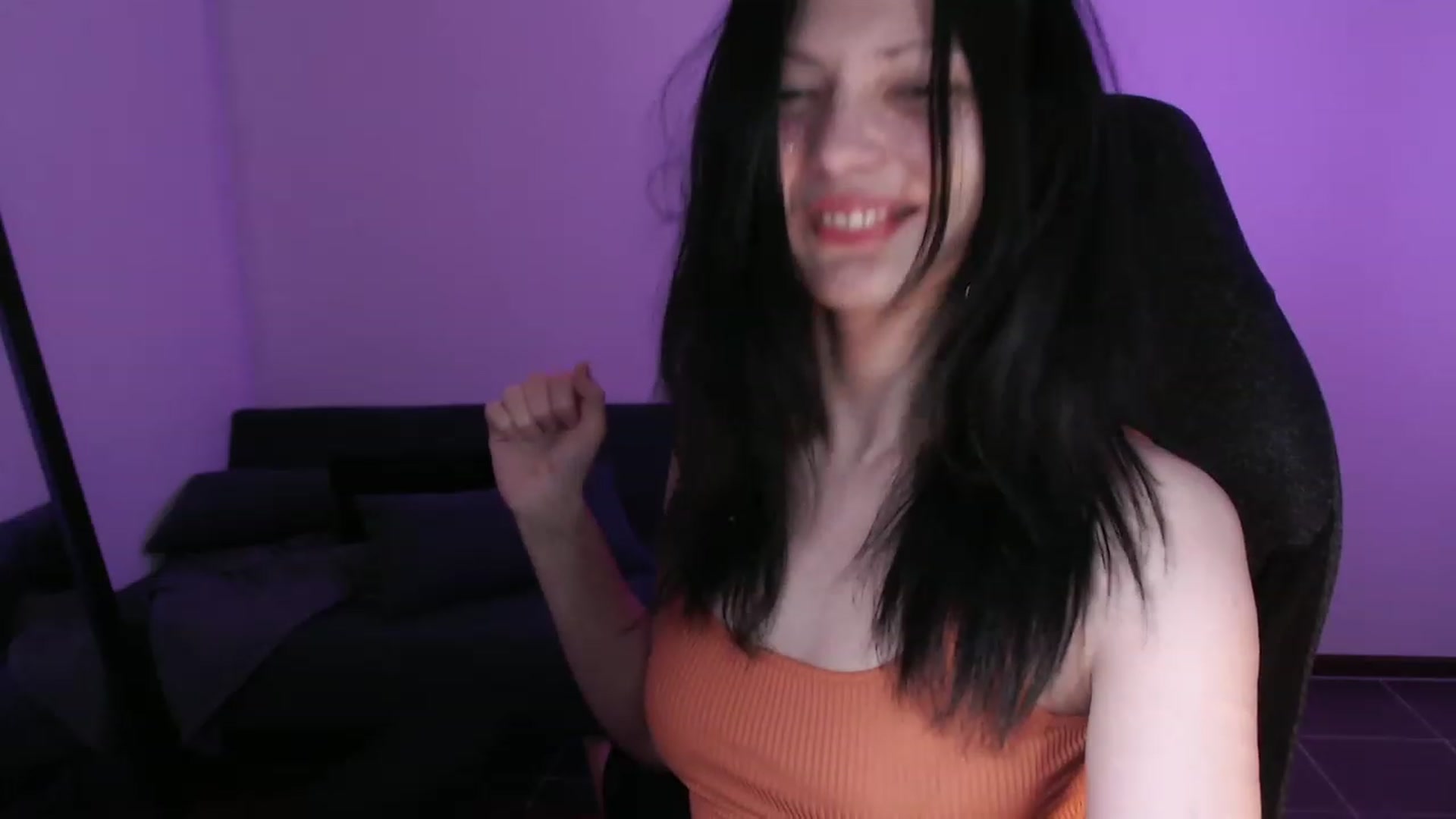 Gallery image thumbnail from RoomToAvoid's myfreecams stream on, 10/23/2023, 23:24 image 10 of 20