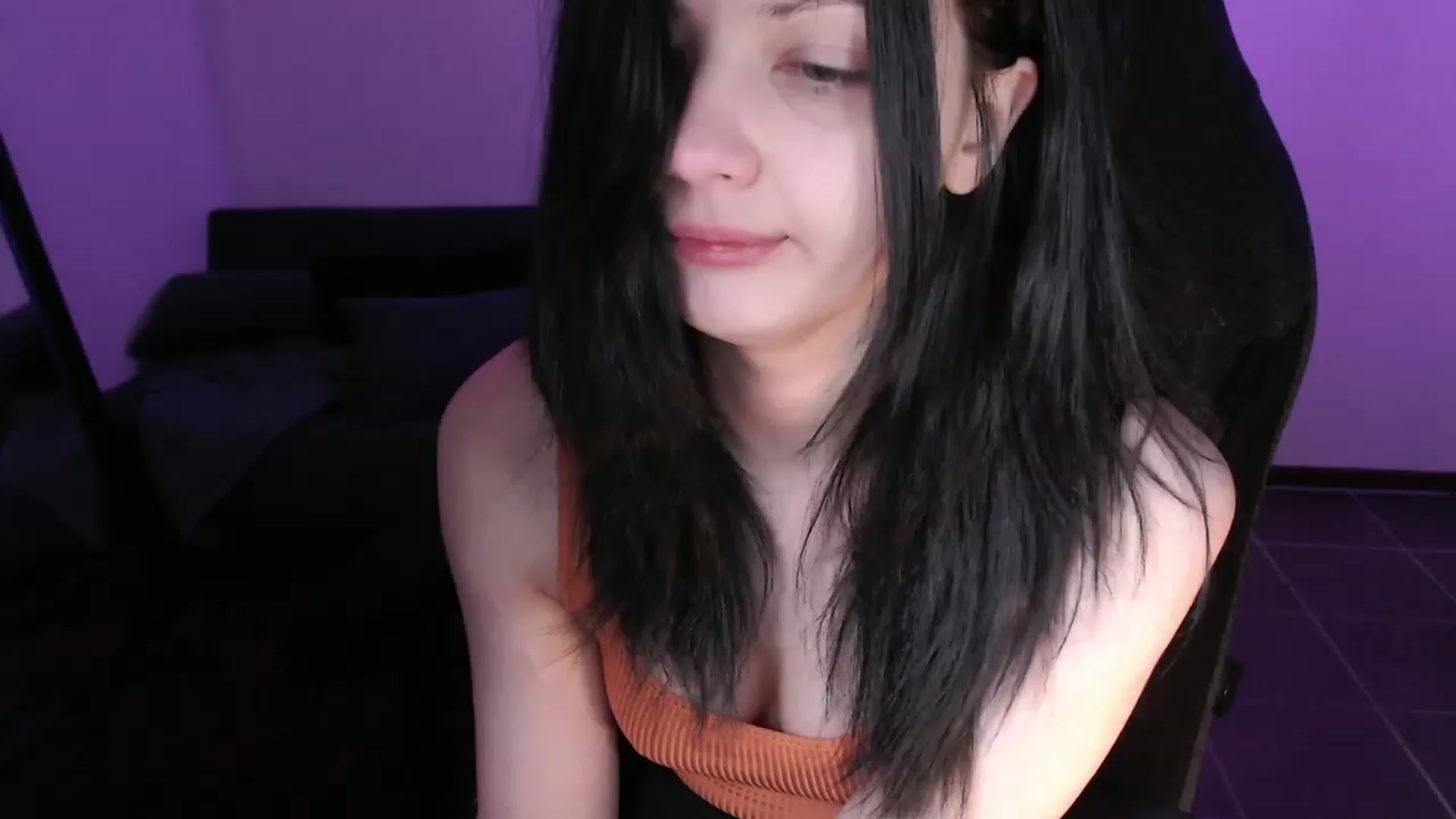 Gallery image thumbnail from RoomToAvoid's myfreecams stream on, 10/23/2023, 23:24 image 5 of 20
