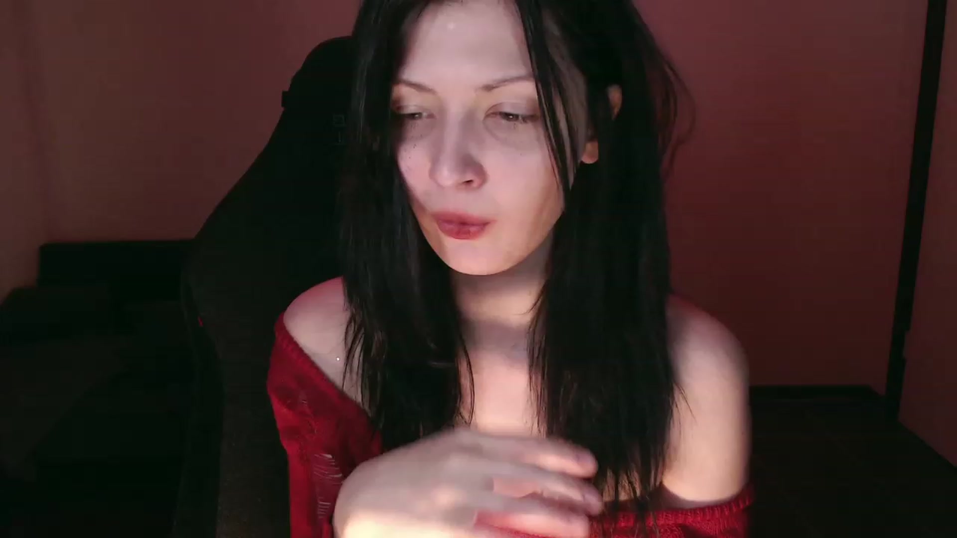 Gallery image thumbnail from RoomToAvoid's myfreecams stream on, 10/24/2023, 02:22 image 12 of 20