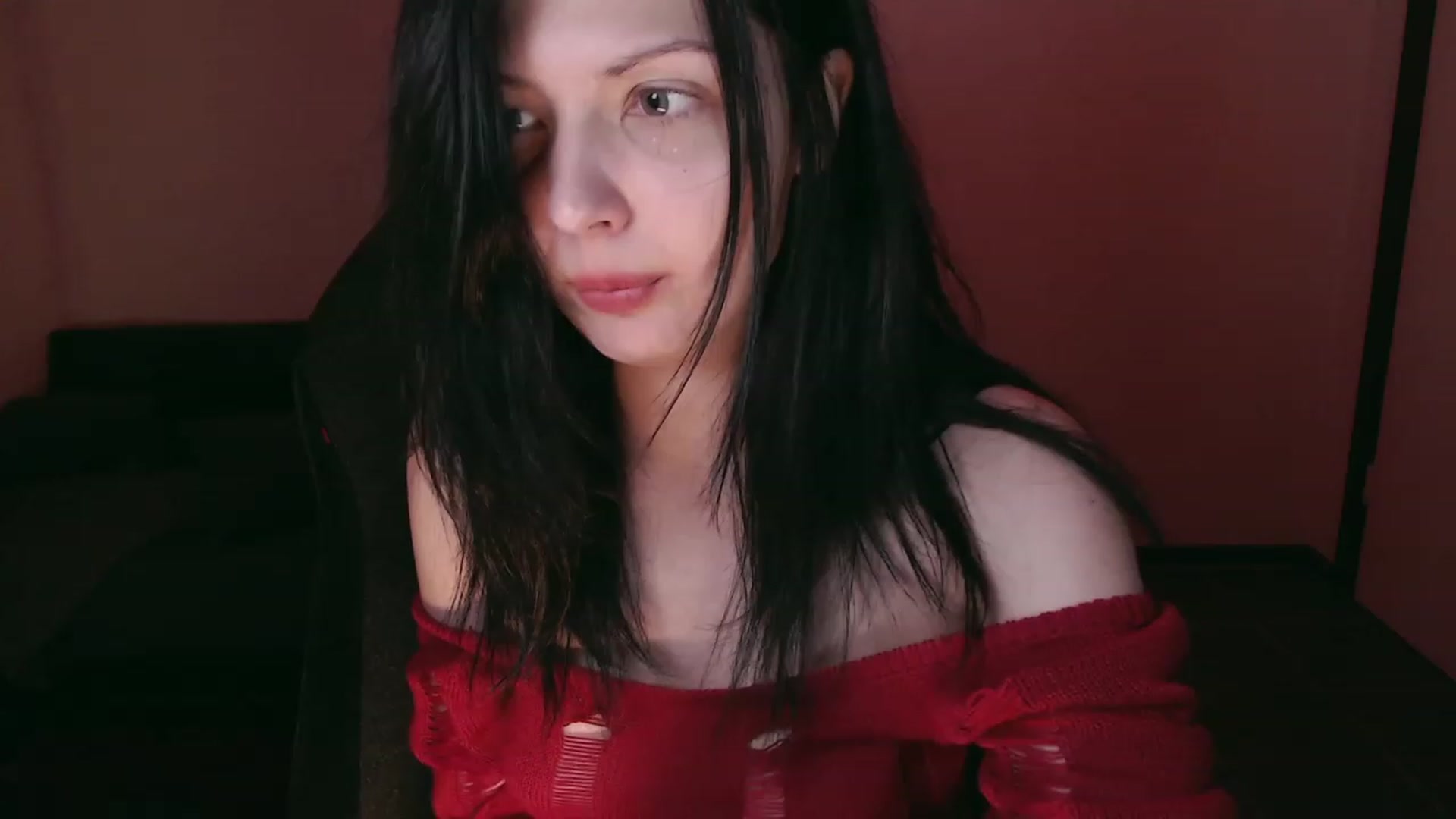 Gallery image thumbnail from RoomToAvoid's myfreecams stream on, 10/24/2023, 02:22 image 10 of 20