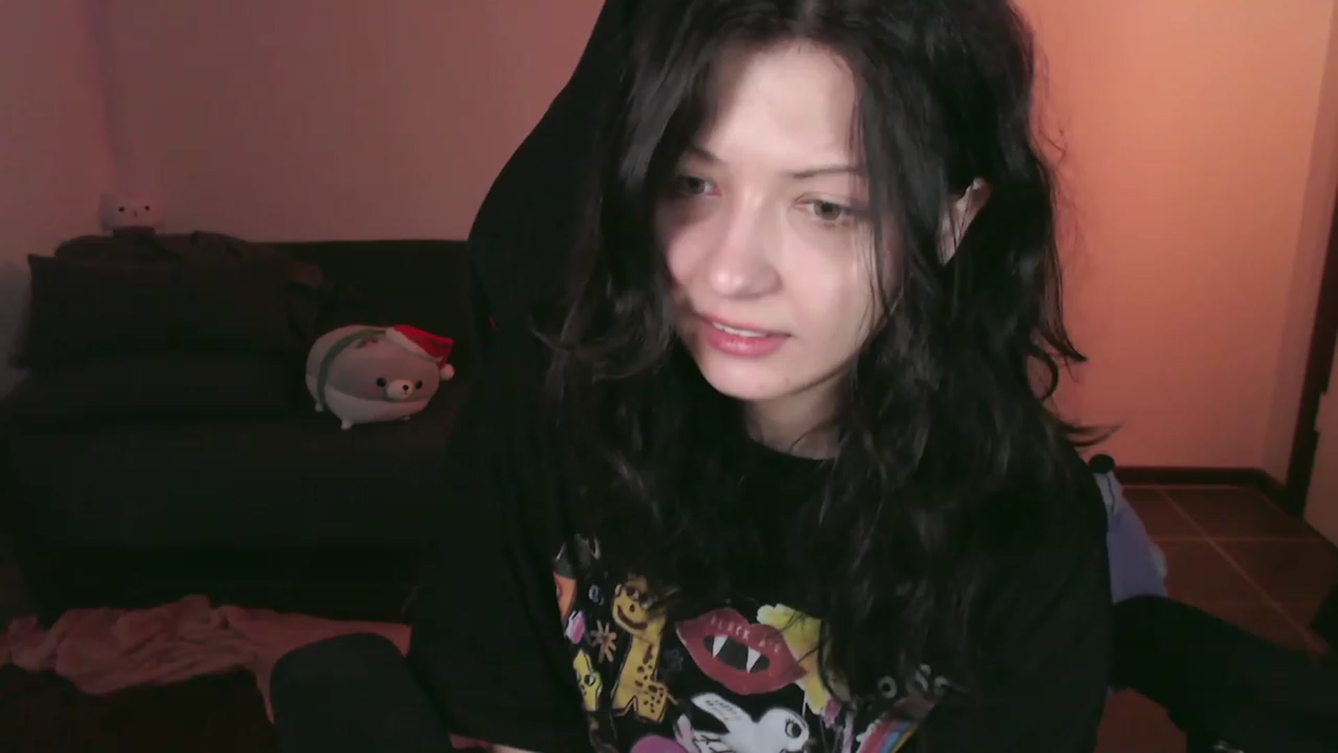 Gallery image thumbnail from RoomToAvoid's myfreecams stream on, 11/11/2023, 24:03 image 14 of 20