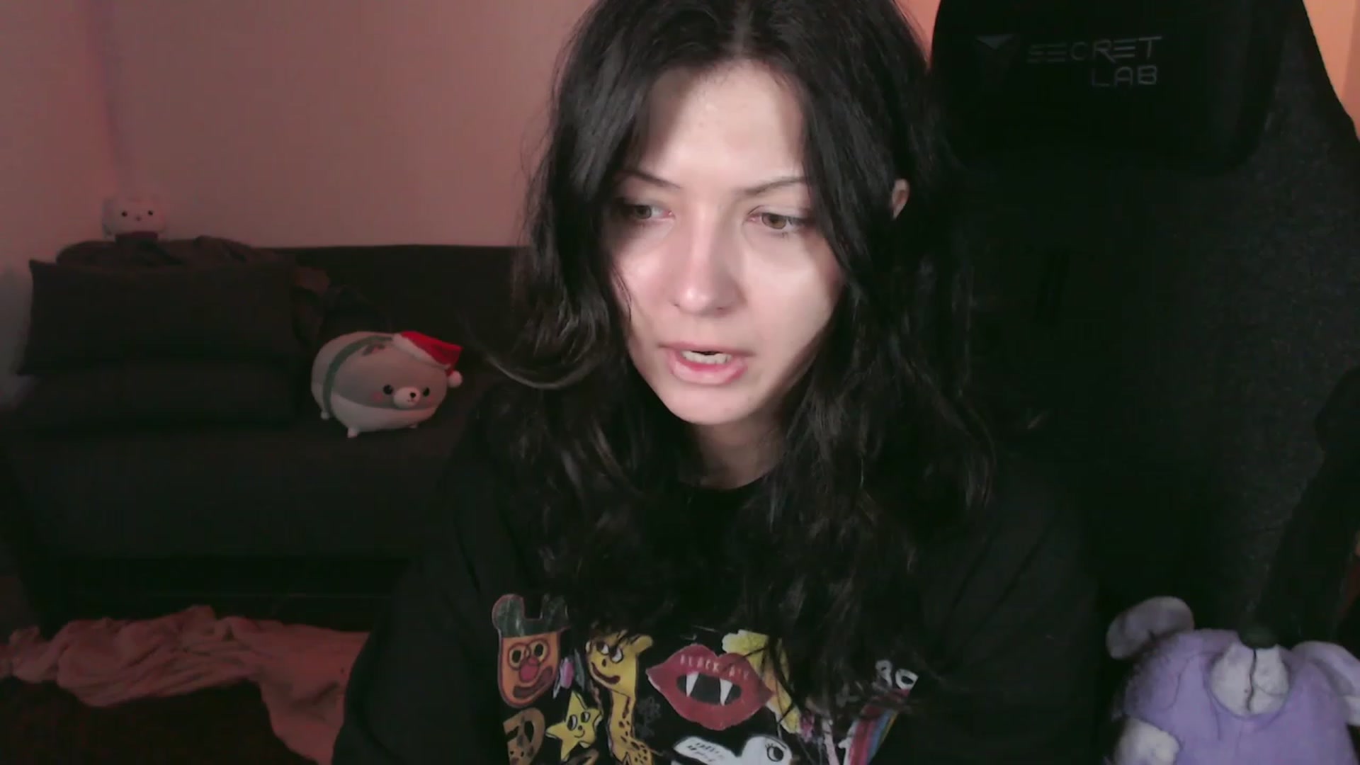 Gallery image thumbnail from RoomToAvoid's myfreecams stream on, 11/11/2023, 24:03 image 7 of 20