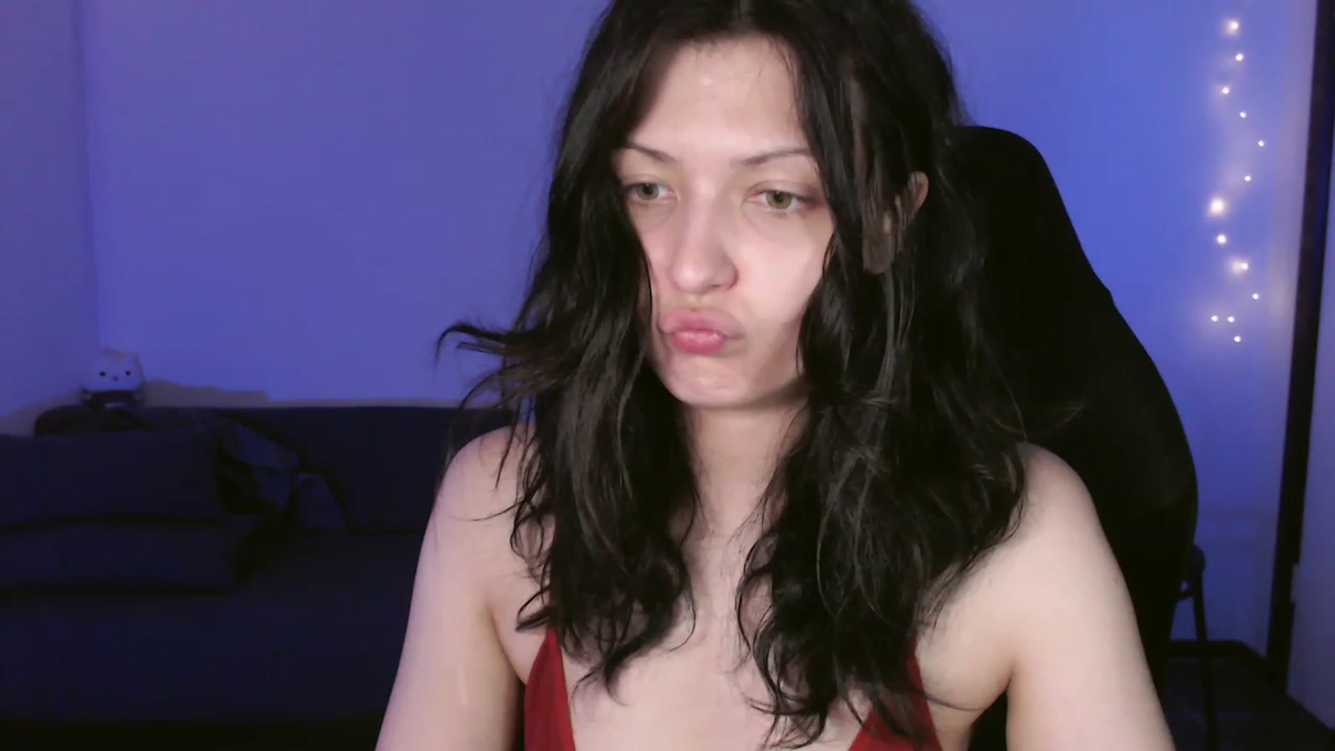 Gallery image thumbnail from RoomToAvoid's myfreecams stream on, 11/11/2023, 04:03 image 14 of 20