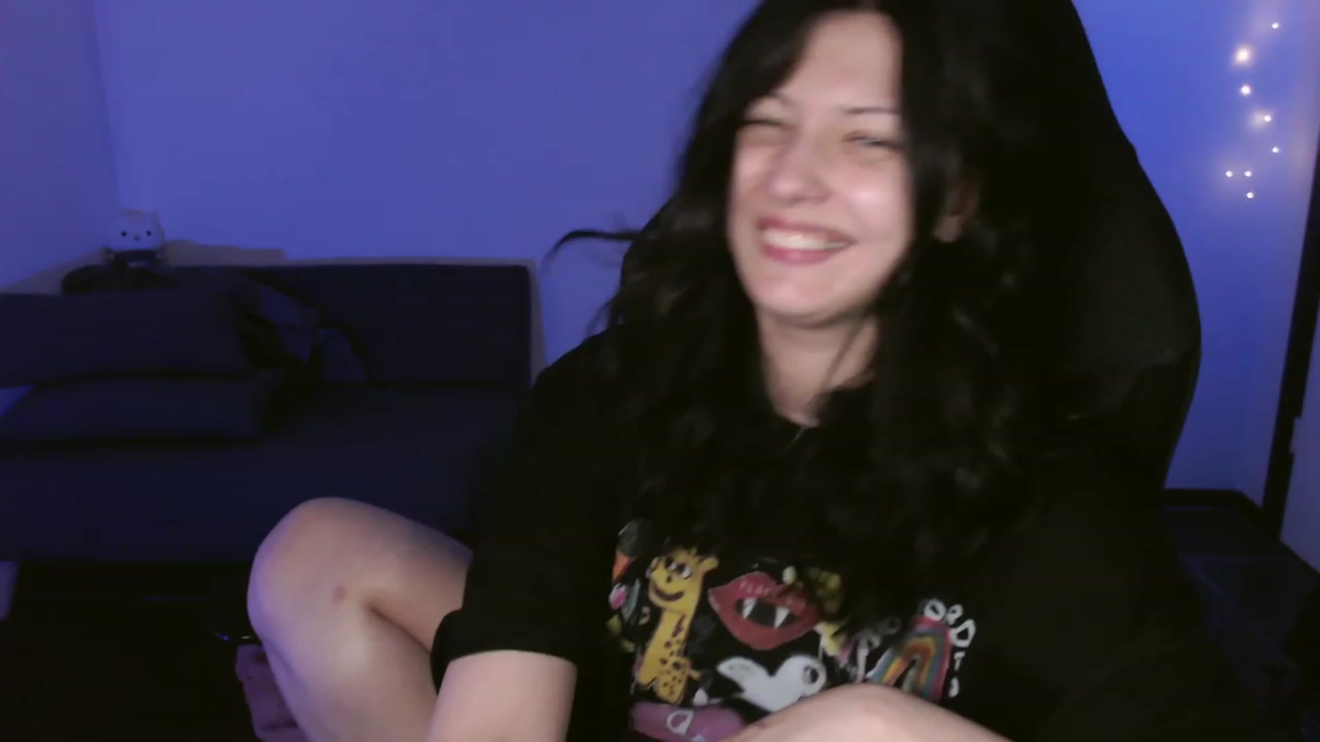 Gallery image thumbnail from RoomToAvoid's myfreecams stream on, 11/11/2023, 05:36 image 4 of 20
