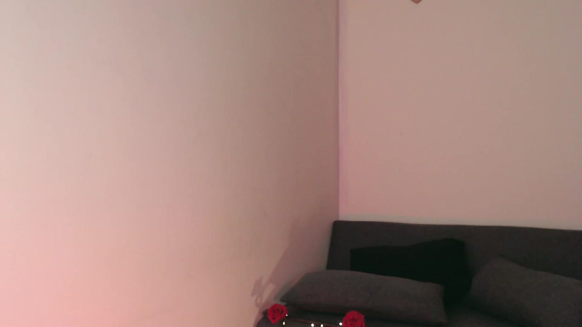 Gallery image thumbnail from RoomToAvoid's myfreecams stream on, 11/14/2023, 03:40 image 8 of 20