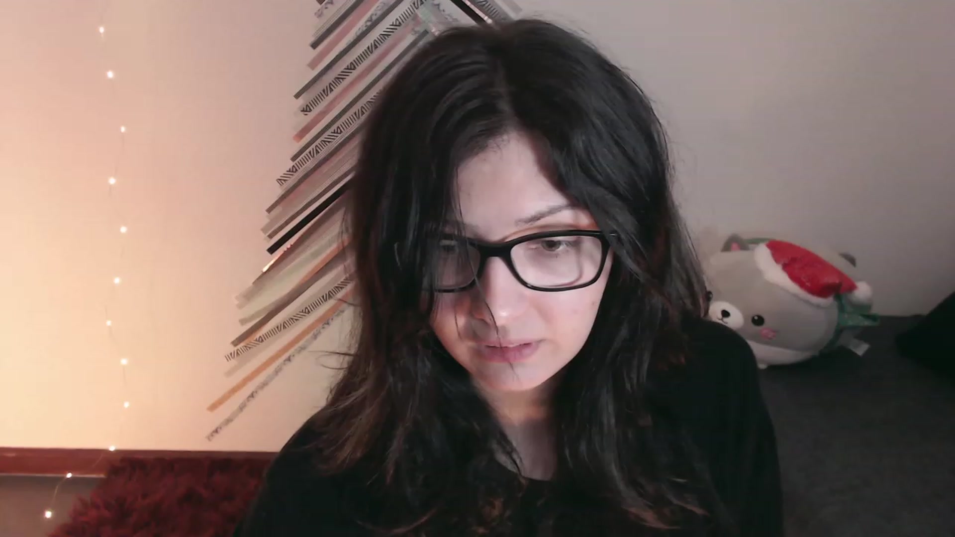 Gallery image thumbnail from RoomToAvoid's myfreecams stream on, 11/17/2023, 04:09 image 1 of 20