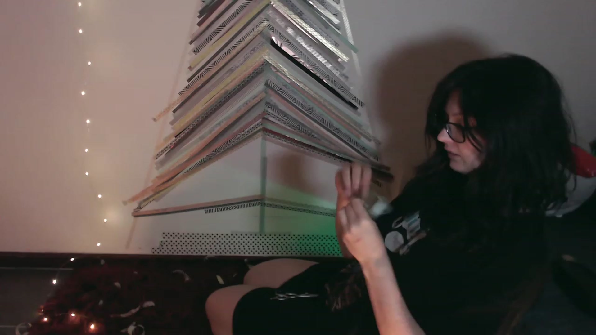 Gallery image thumbnail from RoomToAvoid's myfreecams stream on, 11/17/2023, 04:09 image 18 of 20