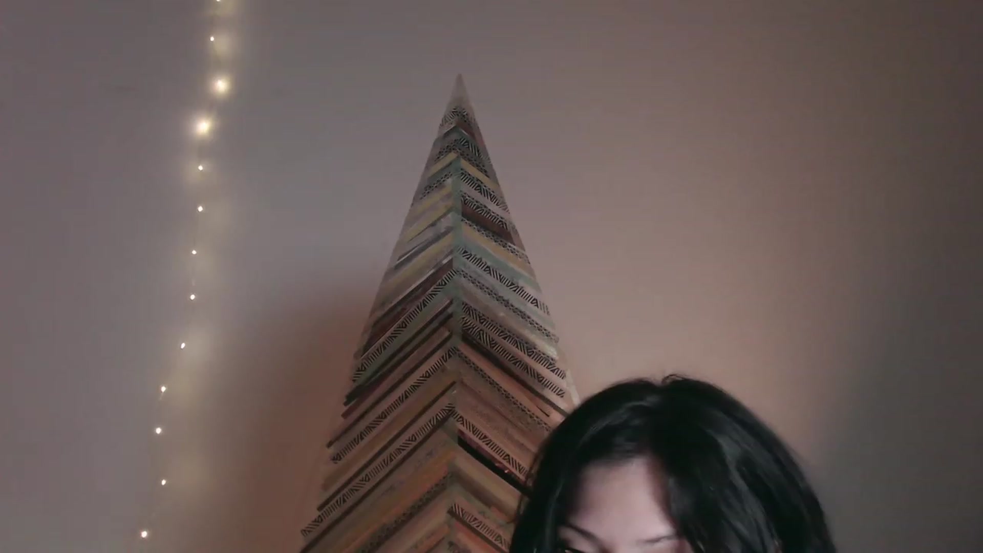 Gallery image thumbnail from RoomToAvoid's myfreecams stream on, 11/17/2023, 04:09 image 14 of 20