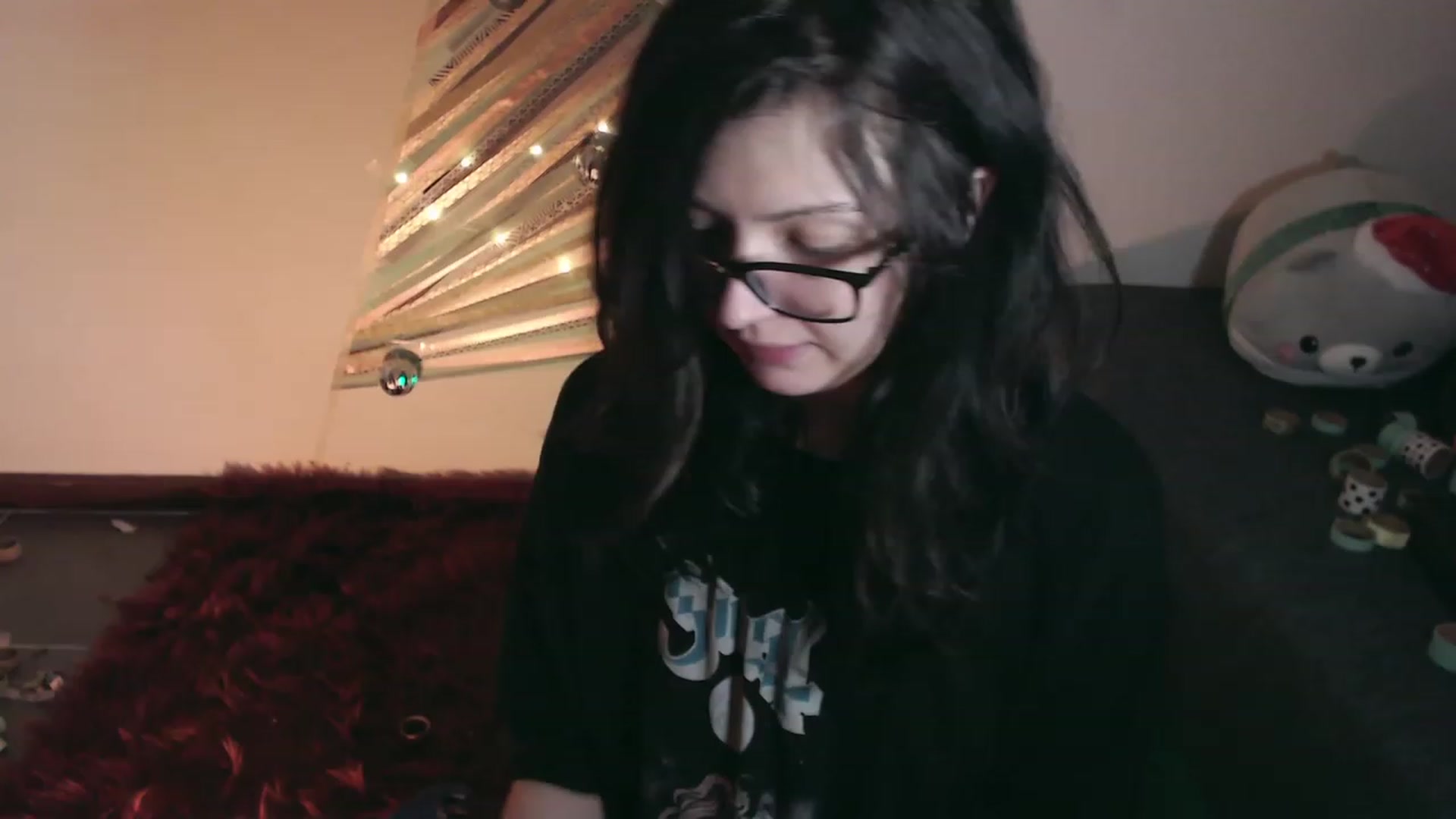 Gallery image thumbnail from RoomToAvoid's myfreecams stream on, 11/17/2023, 05:53 image 20 of 20
