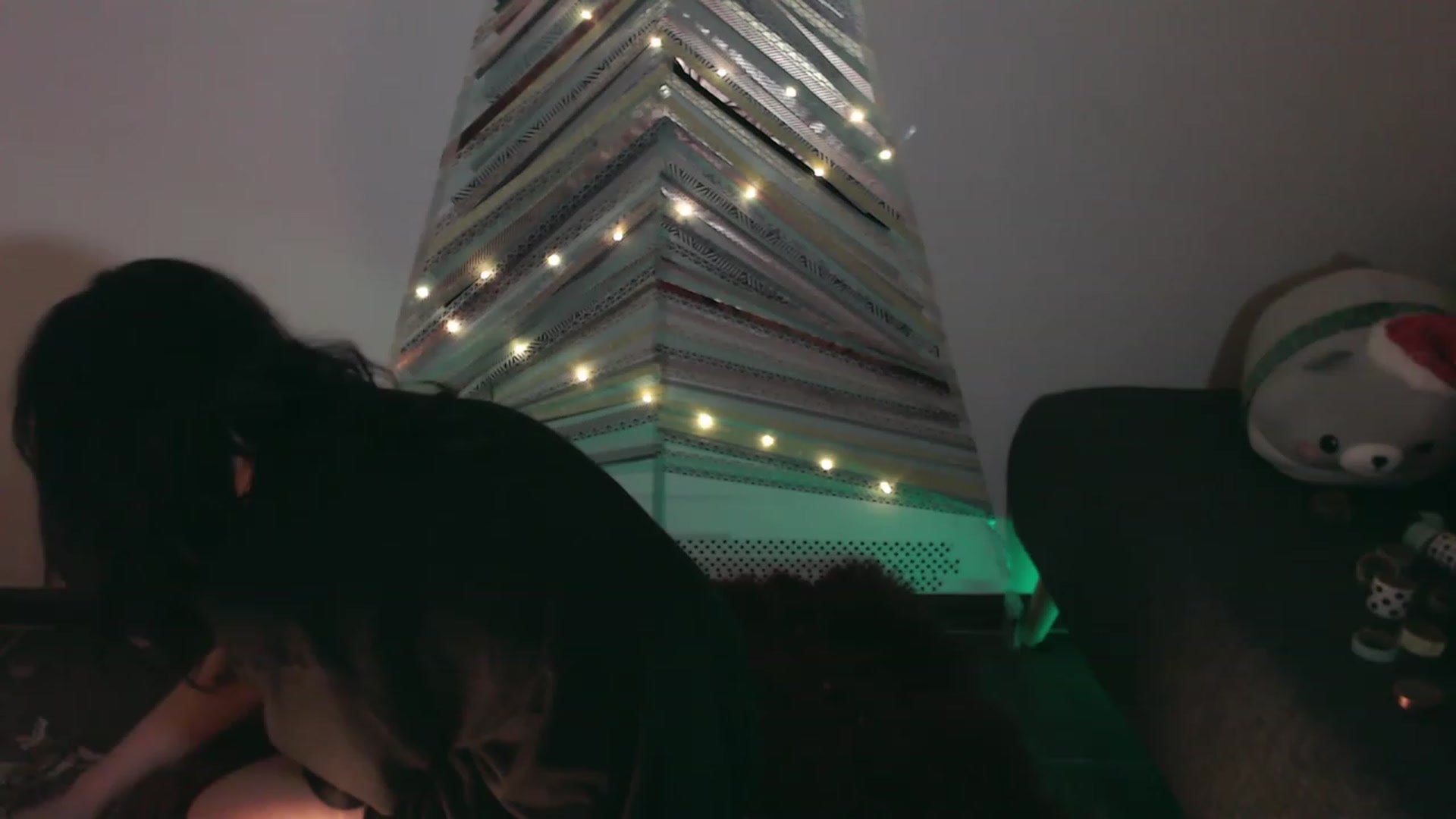 Gallery image thumbnail from RoomToAvoid's myfreecams stream on, 11/17/2023, 05:53 image 12 of 20