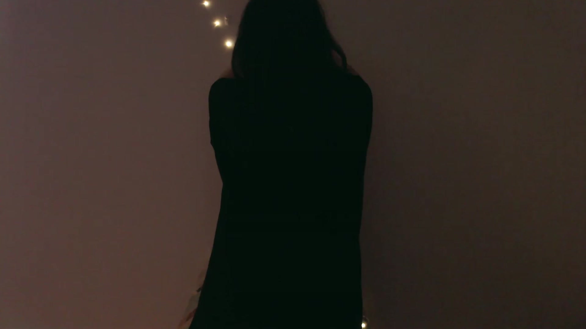 Gallery image thumbnail from RoomToAvoid's myfreecams stream on, 11/17/2023, 05:53 image 16 of 20
