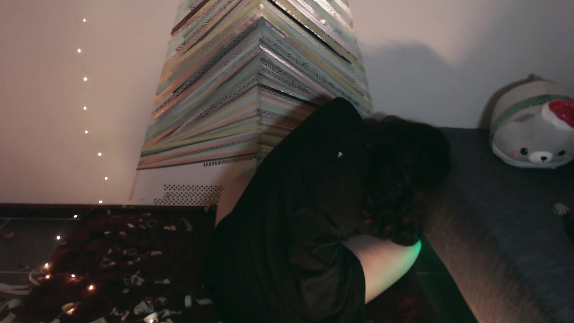 Gallery image thumbnail from RoomToAvoid's myfreecams stream on, 11/17/2023, 05:53 image 1 of 20