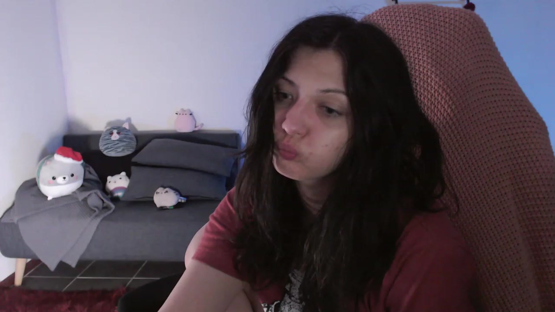 Gallery image thumbnail from RoomToAvoid's myfreecams stream on, 11/19/2023, 03:51 image 19 of 20