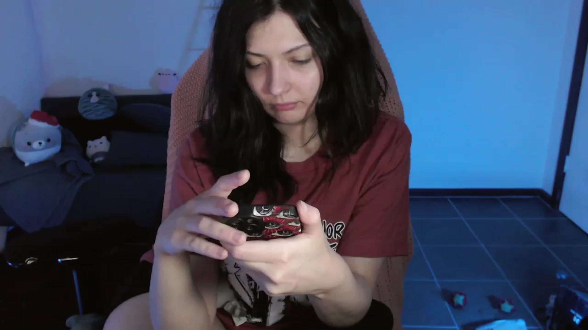 Gallery image thumbnail from RoomToAvoid's myfreecams stream on, 11/19/2023, 07:52 image 1 of 20