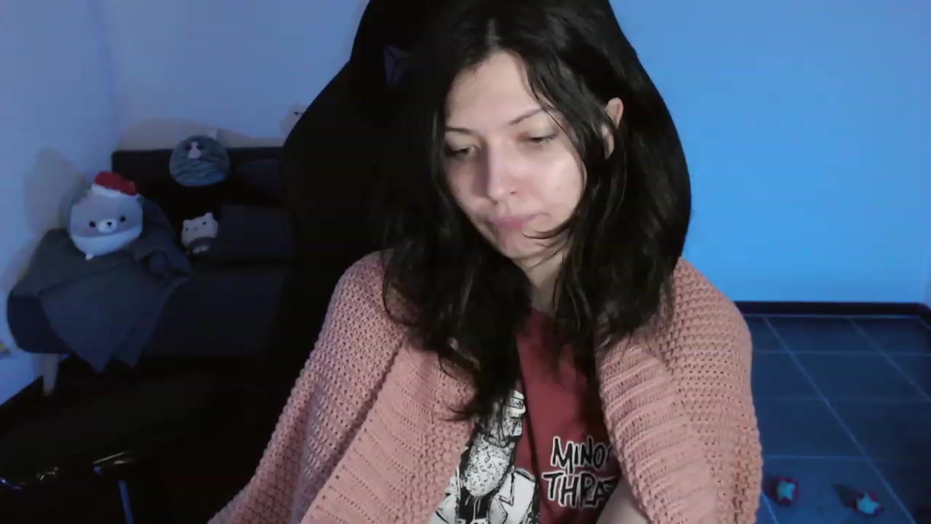 Gallery image thumbnail from RoomToAvoid's myfreecams stream on, 11/19/2023, 07:52 image 13 of 20