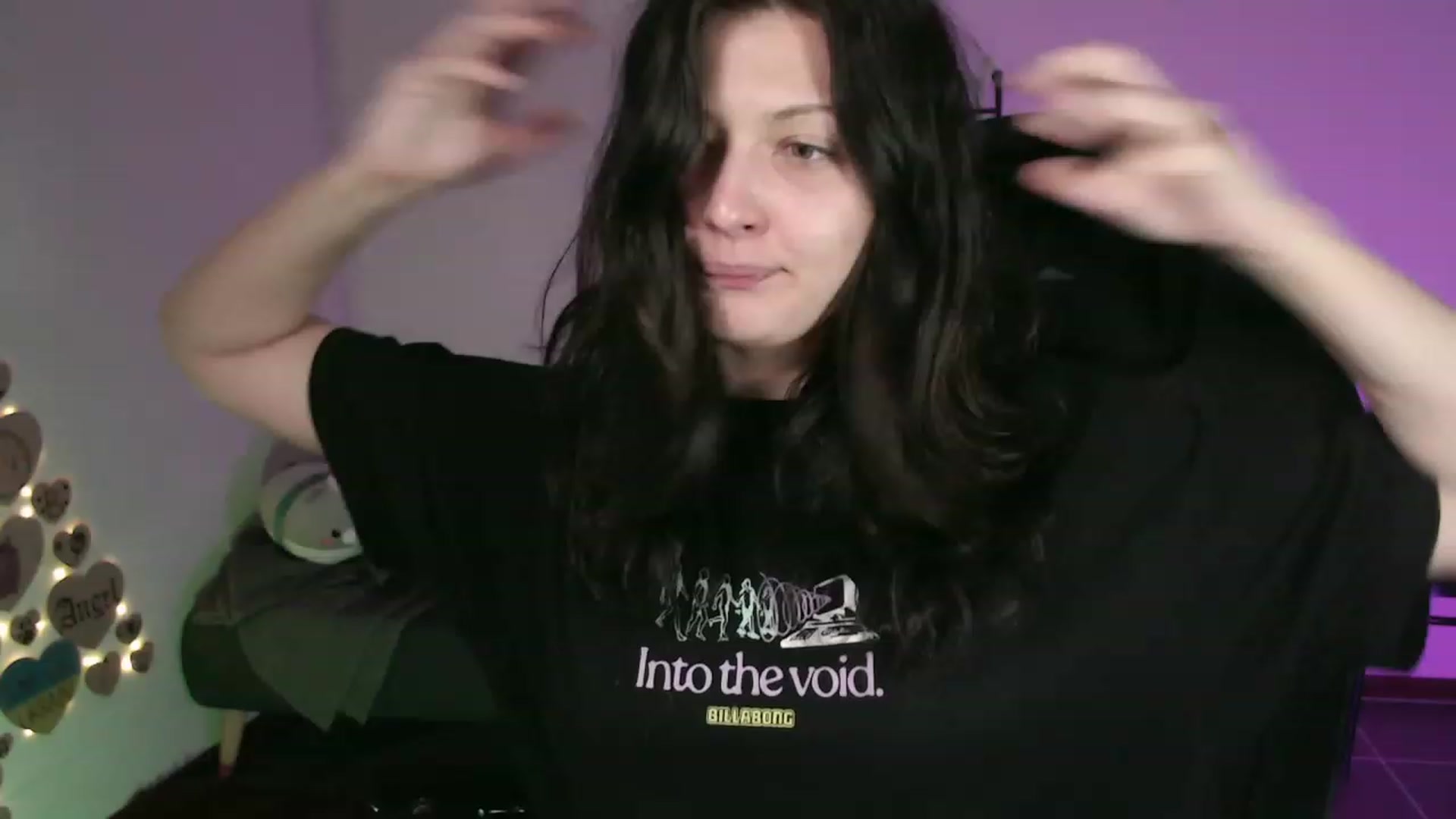 Gallery image thumbnail from RoomToAvoid's myfreecams stream on, 11/22/2023, 03:49 image 5 of 20