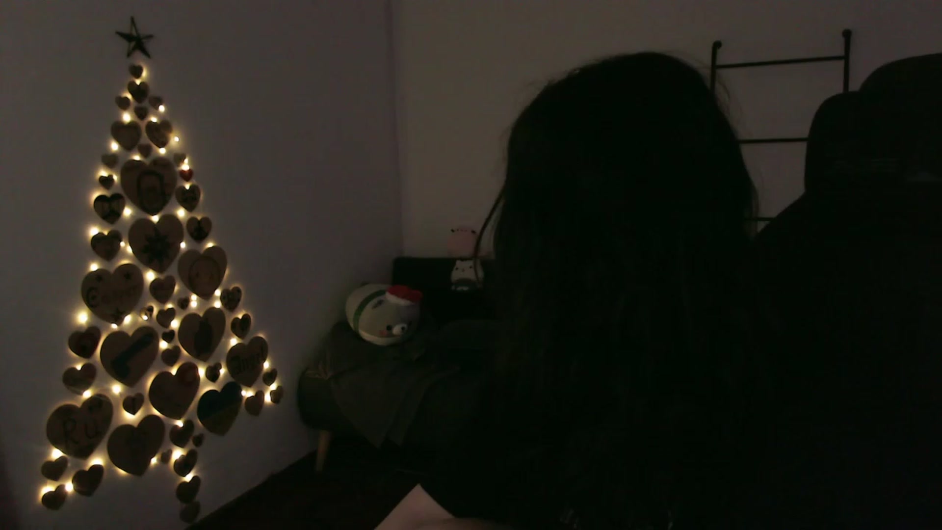 Gallery image thumbnail from RoomToAvoid's myfreecams stream on, 11/22/2023, 03:49 image 4 of 20