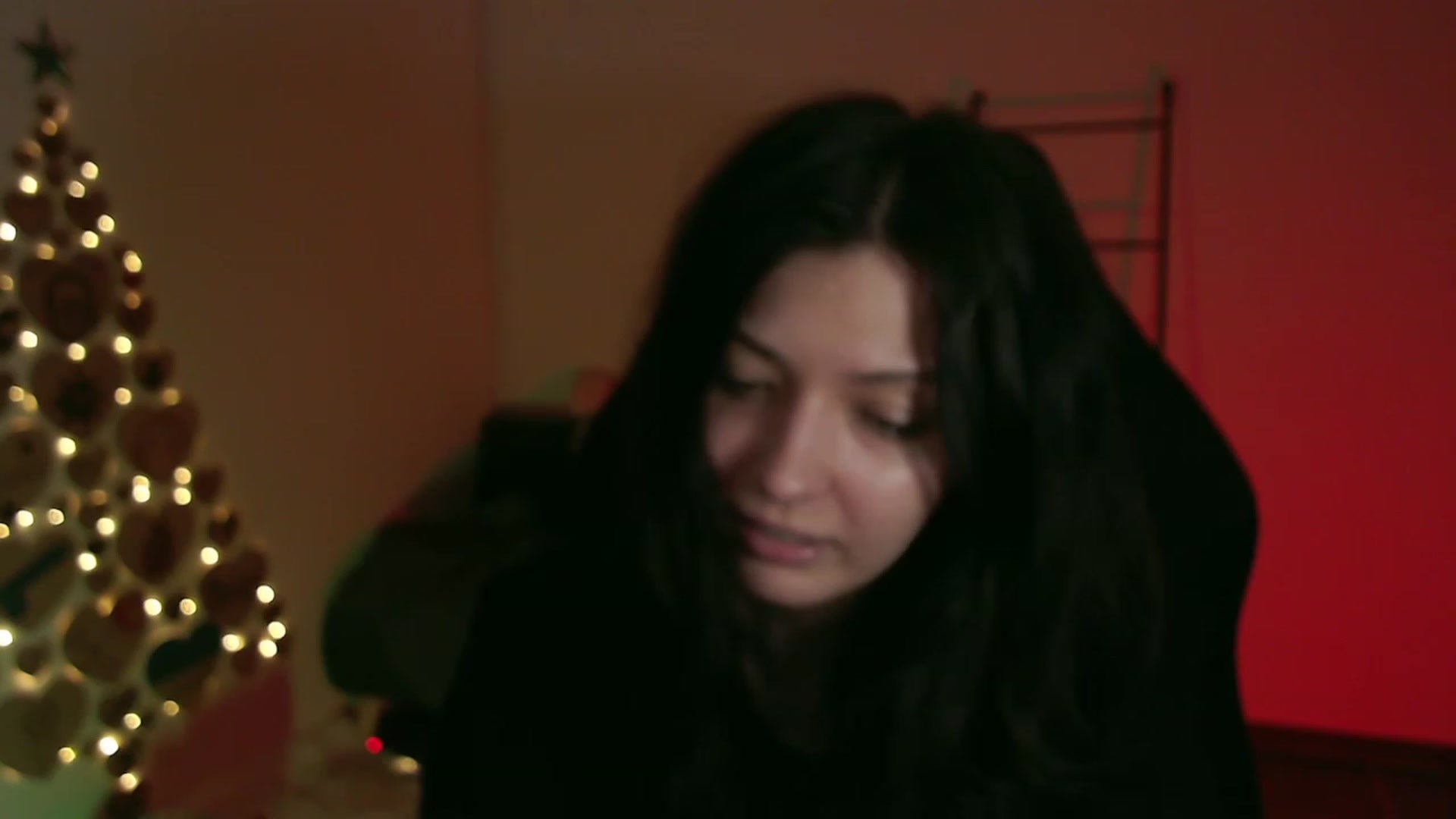 Gallery image thumbnail from RoomToAvoid's myfreecams stream on, 11/22/2023, 03:49 image 19 of 20