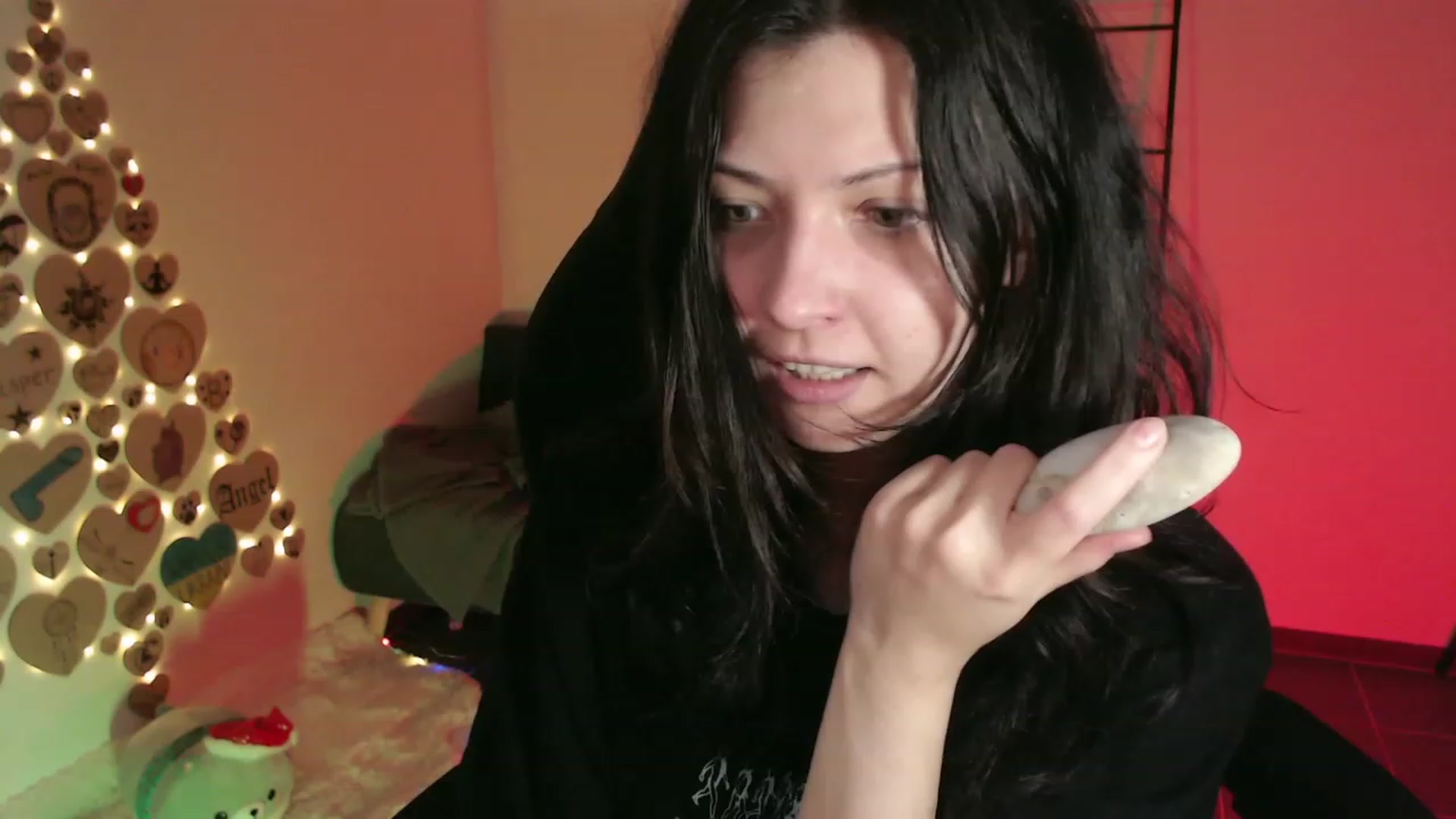 Gallery image thumbnail from RoomToAvoid's myfreecams stream on, 11/22/2023, 03:49 image 20 of 20