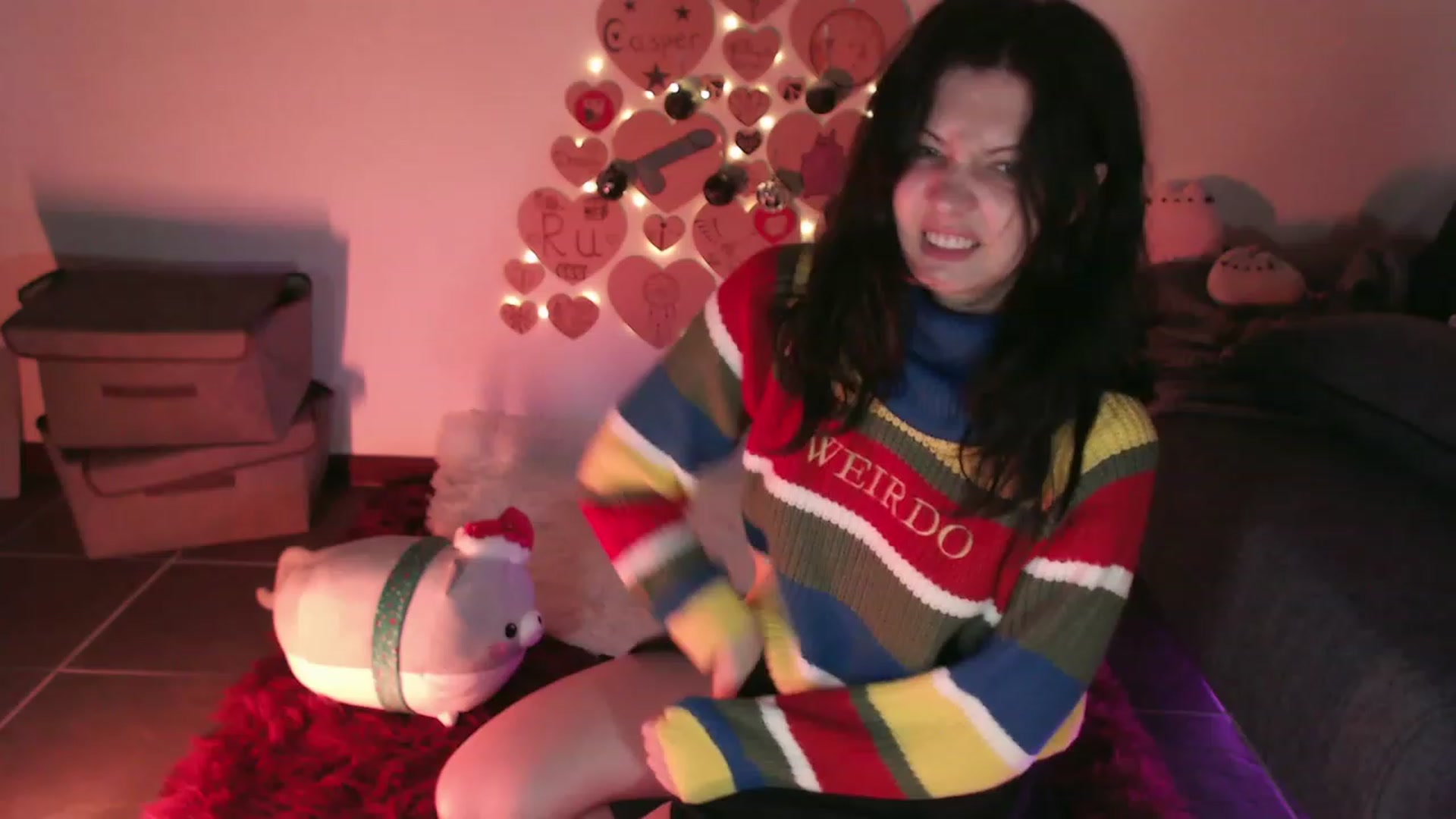 Gallery image thumbnail from RoomToAvoid's myfreecams stream on, 11/24/2023, 01:01 image 7 of 20