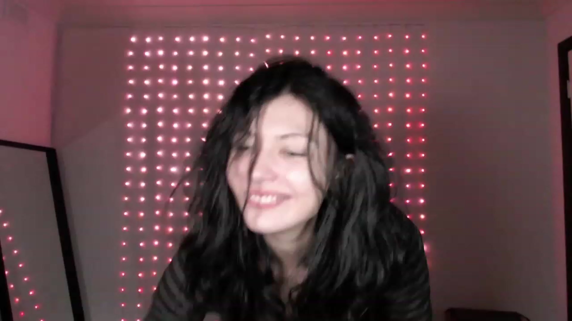 Gallery image thumbnail from RoomToAvoid's myfreecams stream on, 12/13/2023, 03:05 image 11 of 20