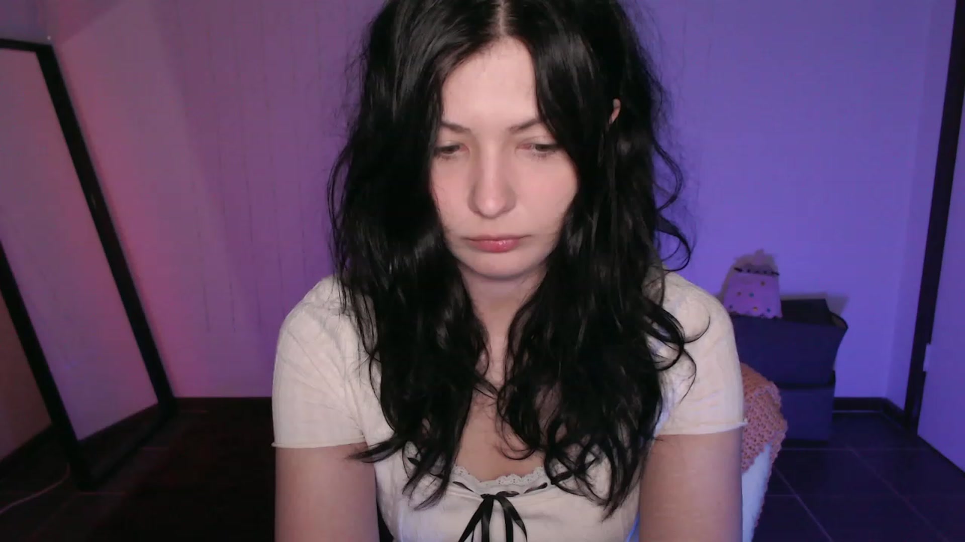 Gallery image thumbnail from RoomToAvoid's myfreecams stream on, 12/16/2023, 01:48 image 3 of 20