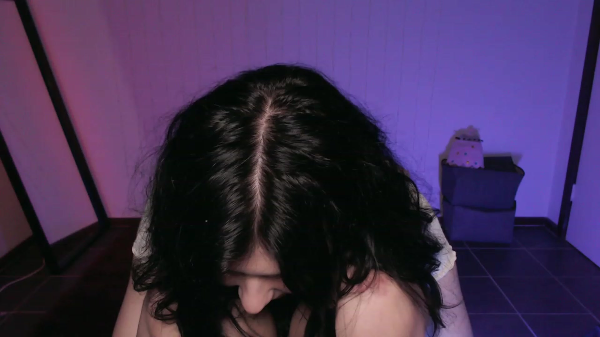 Gallery image thumbnail from RoomToAvoid's myfreecams stream on, 12/16/2023, 01:48 image 9 of 20