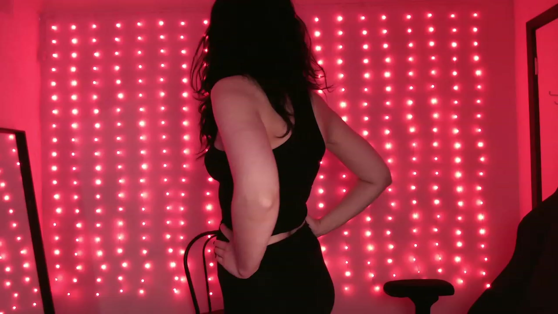 Gallery image thumbnail from RoomToAvoid's myfreecams stream on, 12/21/2023, 23:55 image 9 of 20