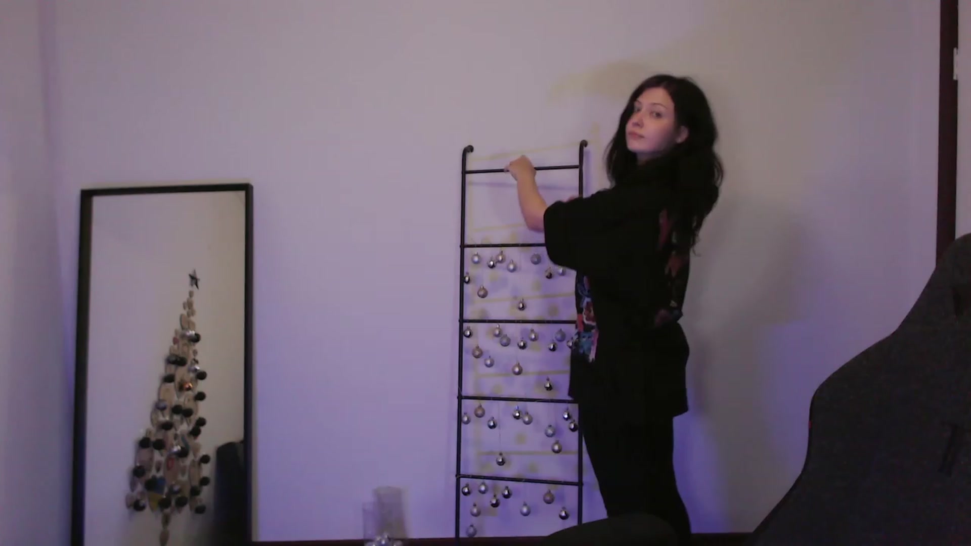 Gallery image thumbnail from RoomToAvoid's myfreecams stream on, 12/29/2023, 02:10 image 6 of 20