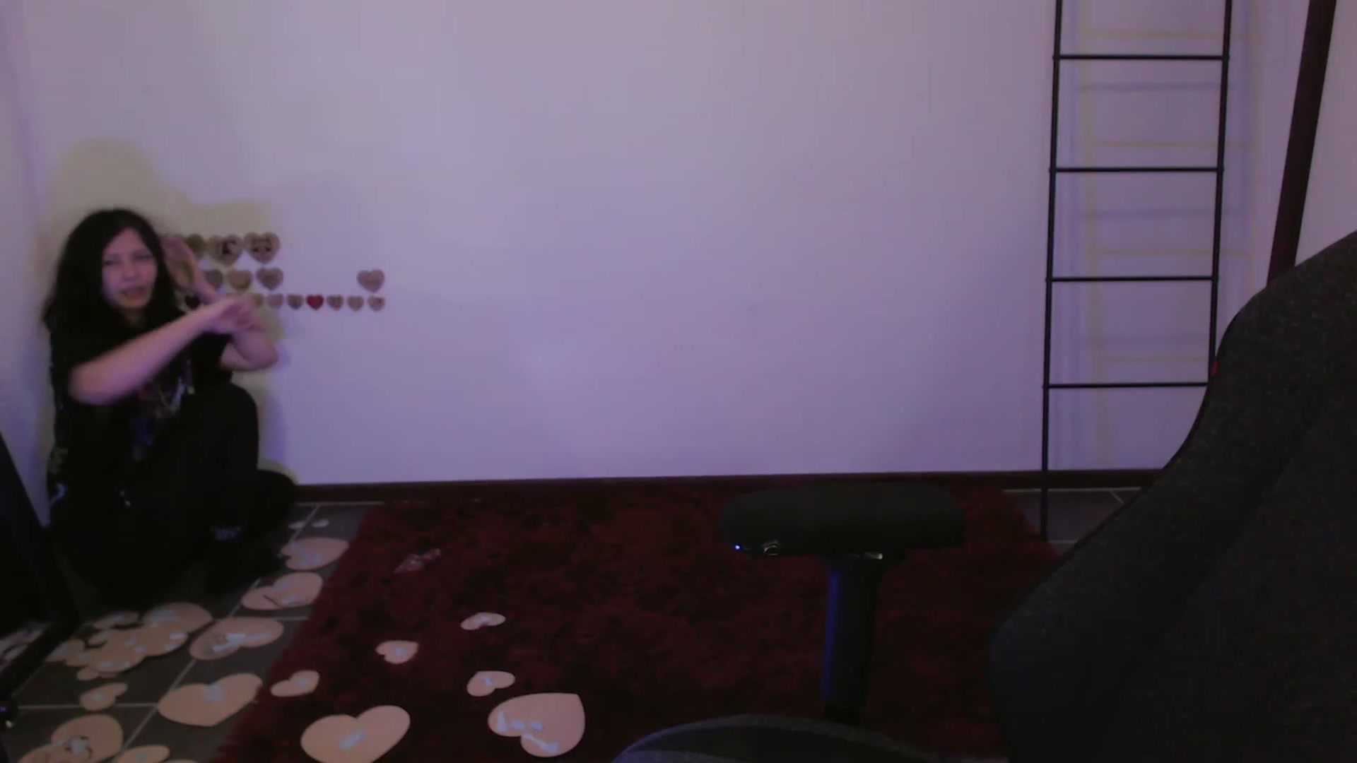 Gallery image thumbnail from RoomToAvoid's myfreecams stream on, 12/29/2023, 02:10 image 20 of 20