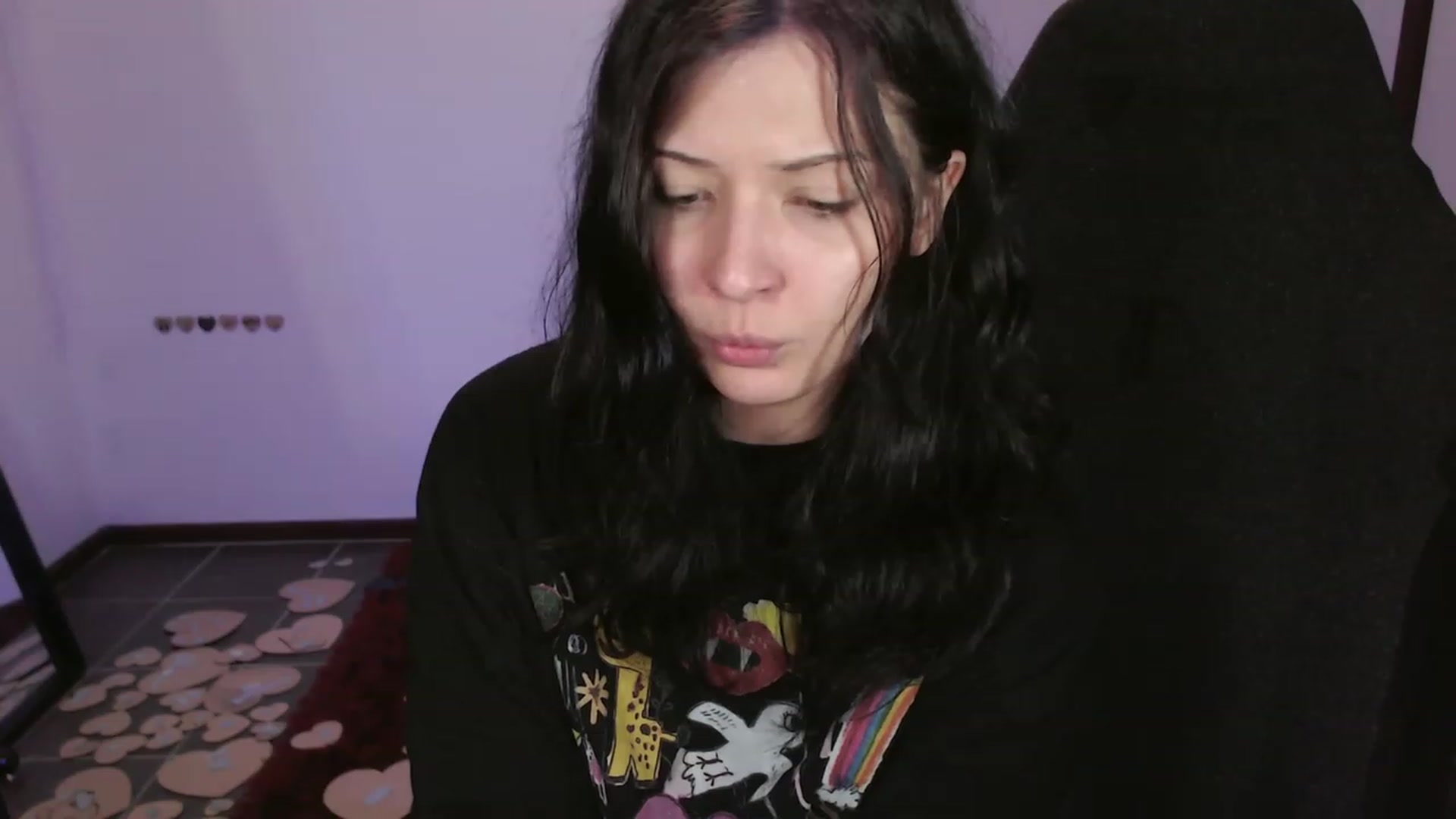Gallery image thumbnail from RoomToAvoid's myfreecams stream on, 12/29/2023, 02:10 image 18 of 20