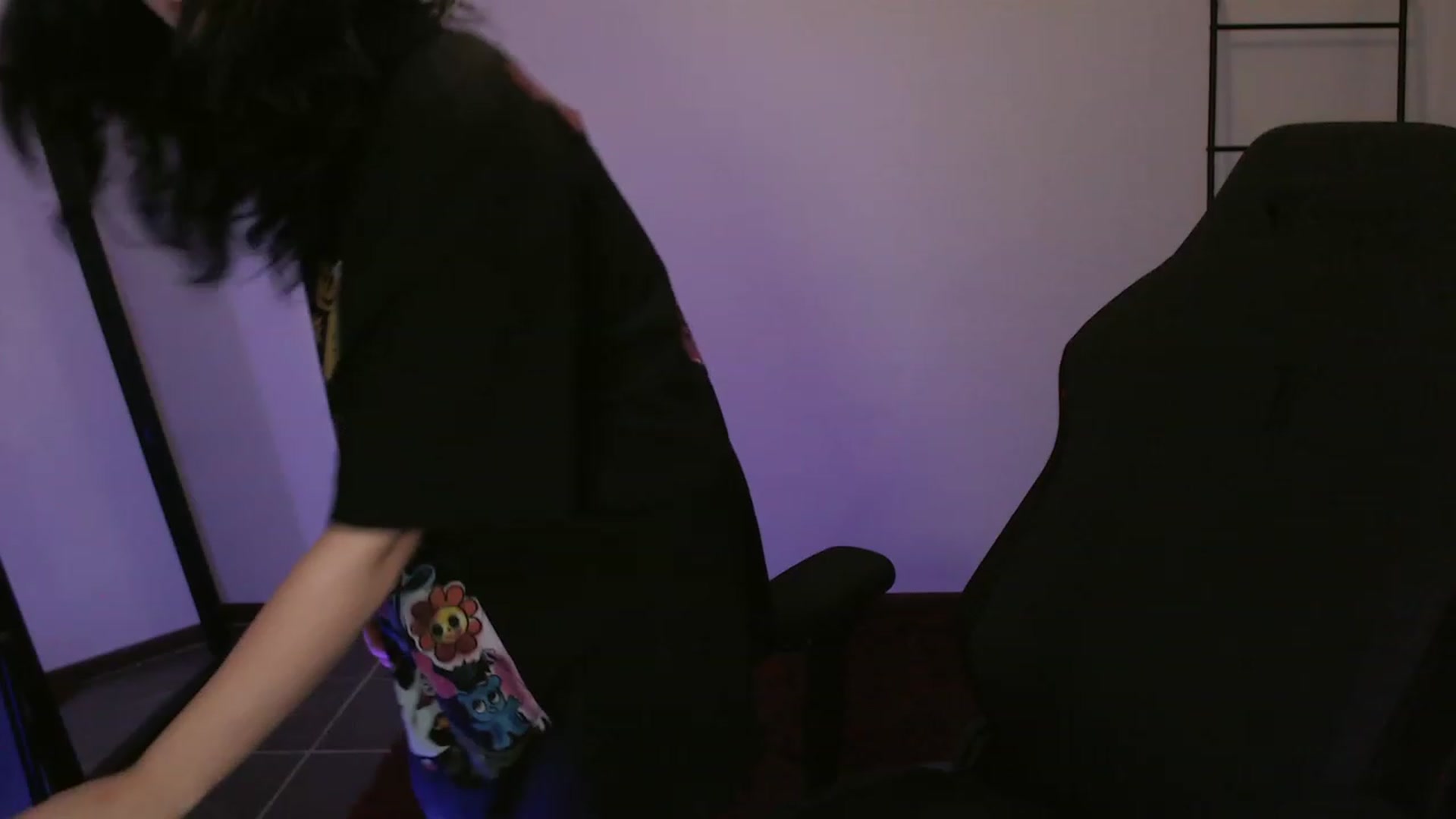 Gallery image thumbnail from RoomToAvoid's myfreecams stream on, 12/29/2023, 02:10 image 9 of 20