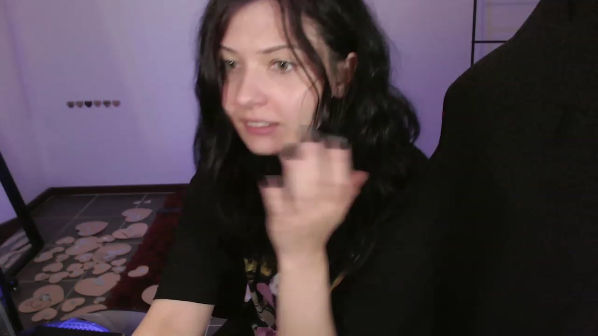 Gallery image thumbnail from RoomToAvoid's myfreecams stream on, 12/29/2023, 02:10 image 17 of 20