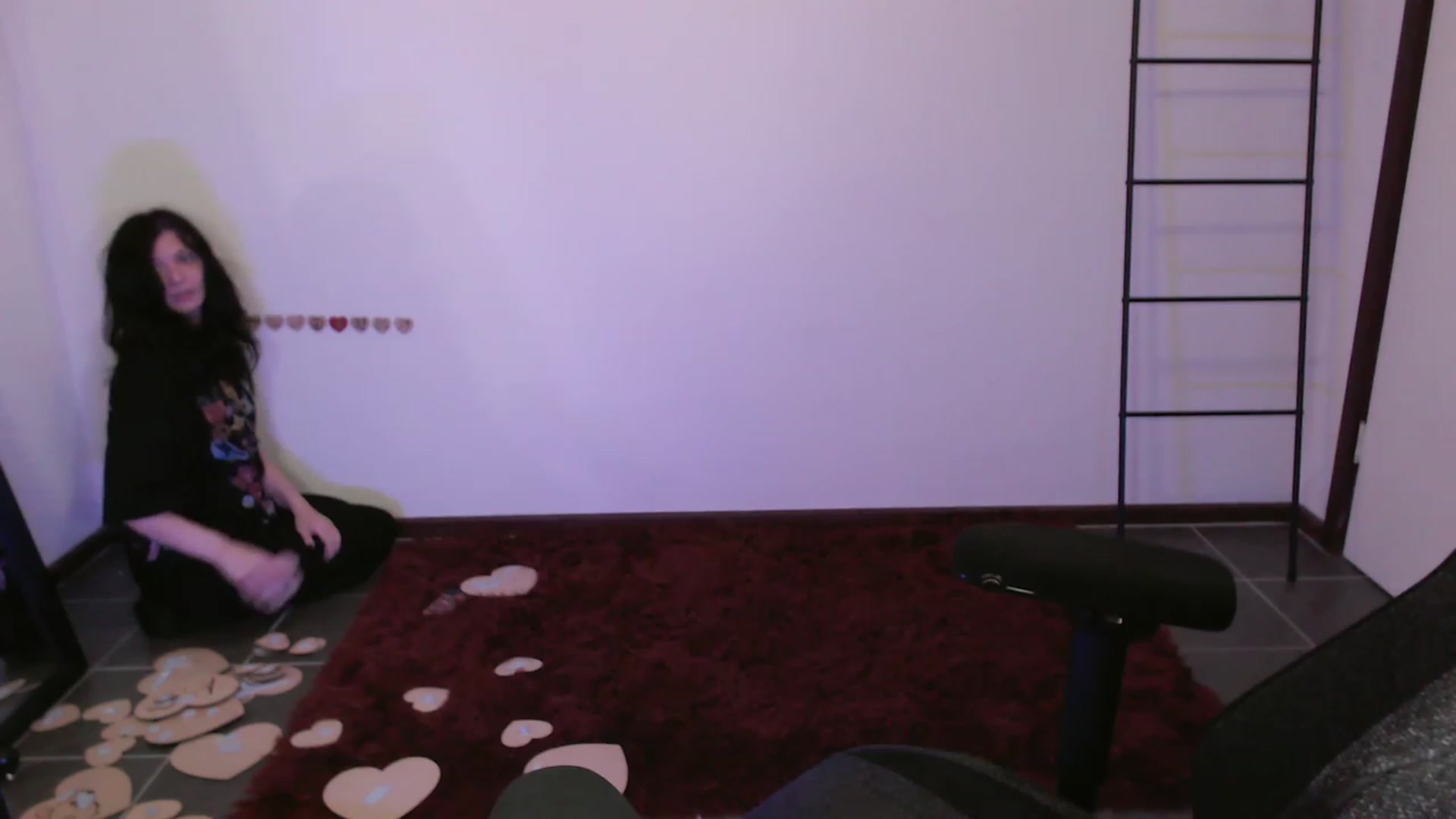 Gallery image thumbnail from RoomToAvoid's myfreecams stream on, 12/29/2023, 02:41 image 18 of 20